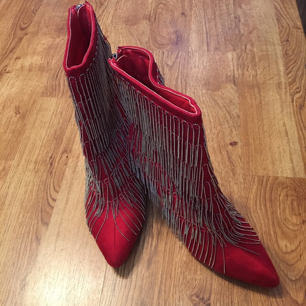 UNIQUE red boots with silver metal tassels